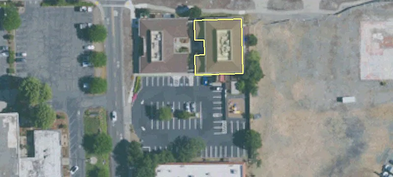 2400 Old Crow Cyn Rd, Unit 202
