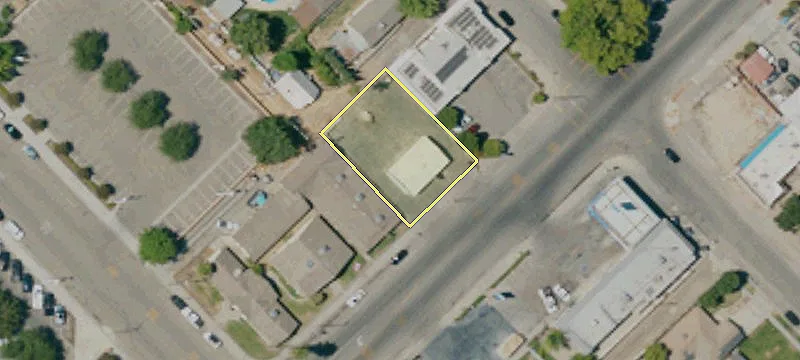 2470 Tahoe Ave