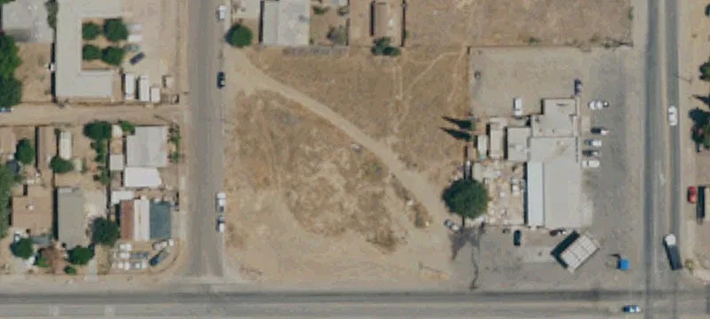 Lamont, CA 93241