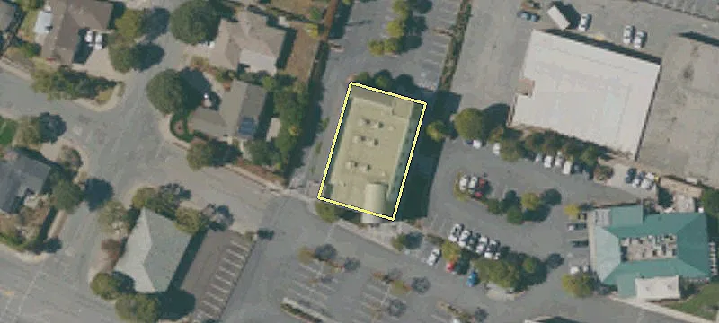 1260 Main St