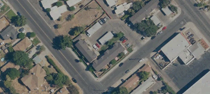 175 Roberts Ave