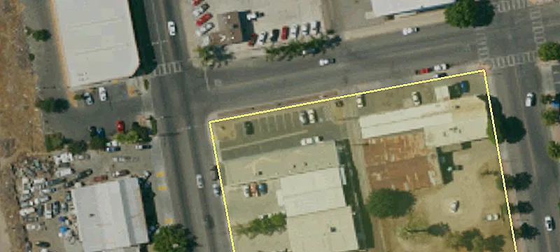 828 High St