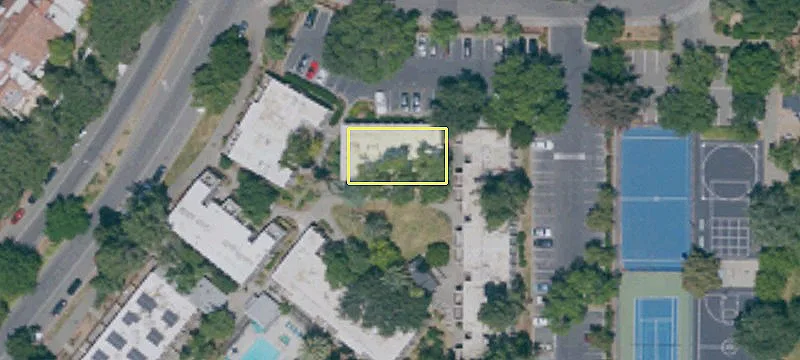 2949 Portage Bay W