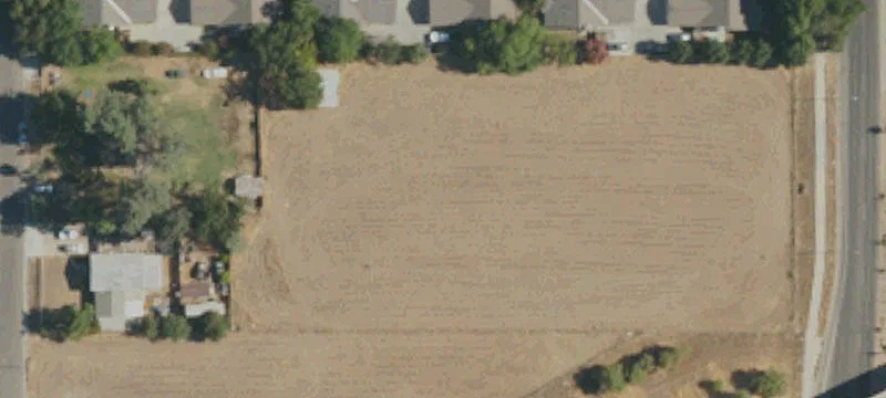 570 Clovis Ave
