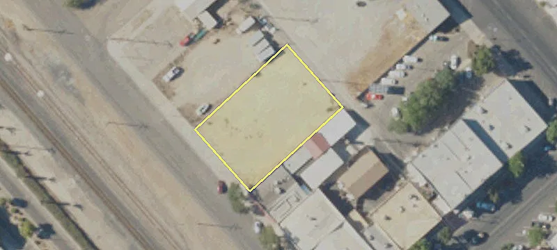 Kingsburg, CA 93631