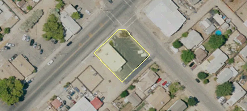 2413 Tahoe Ave