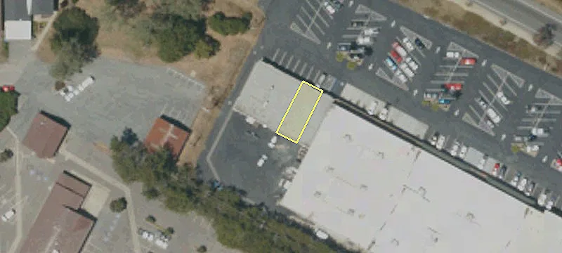 2490 Quintana Rd