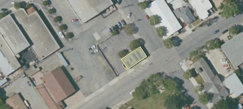 402 Bassett St