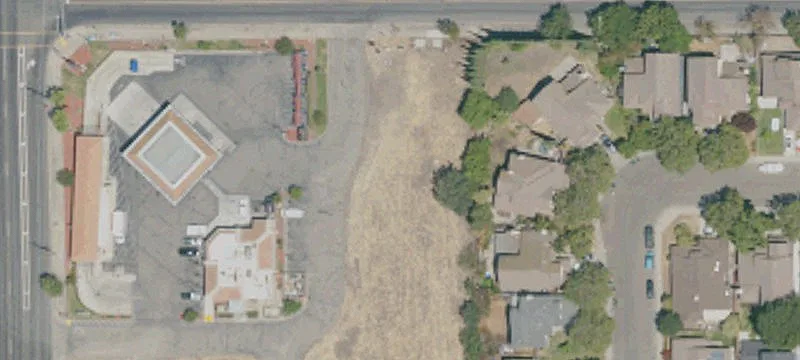 1530 Morada Ln