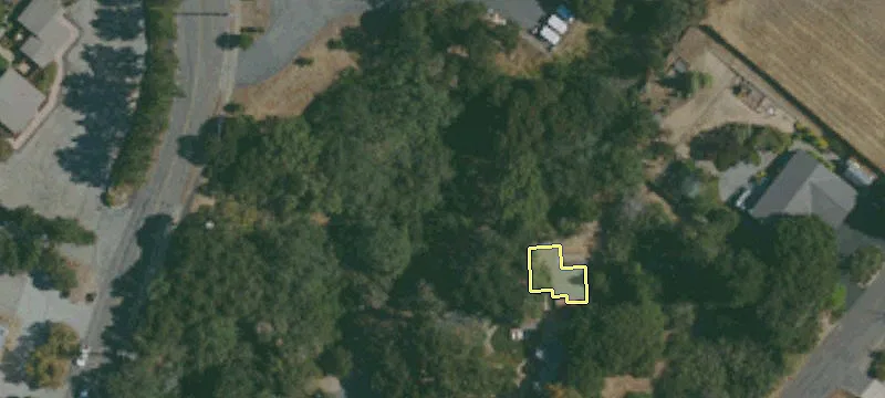10 Flight Rd