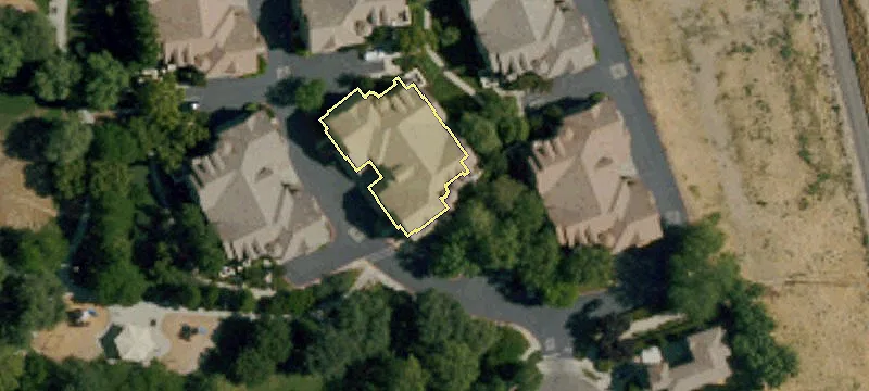 5 Riva Cmn Area