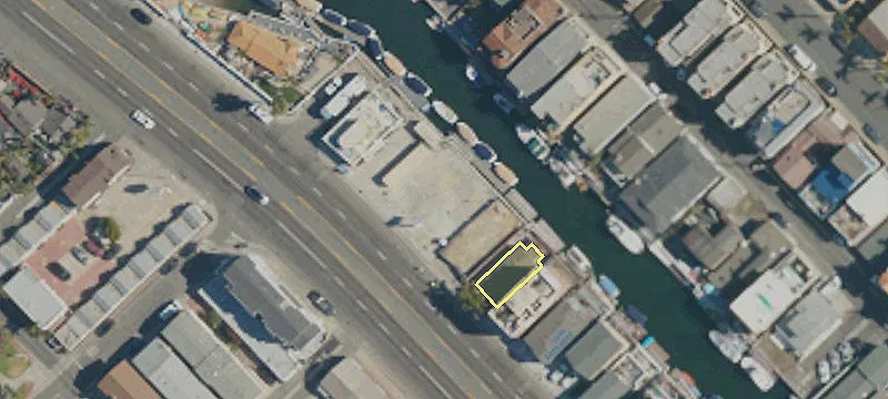 16746 Pacific Coast Hwy