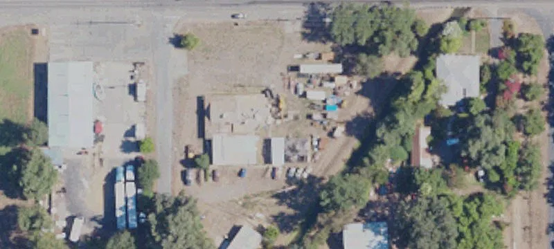 1586 Bonnell Ave