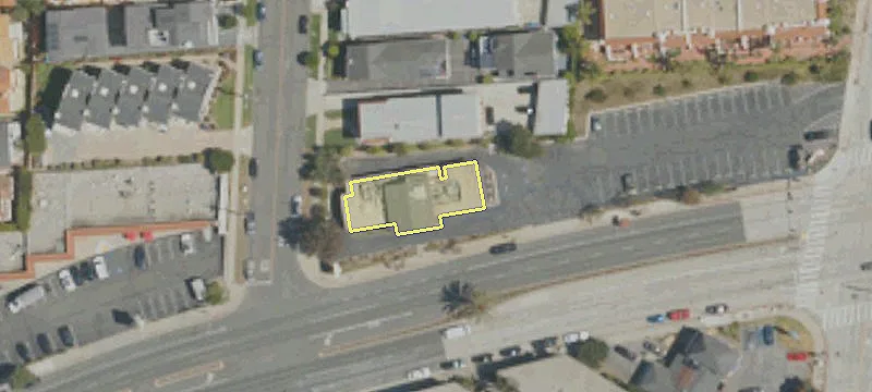 901 Torrance Blvd