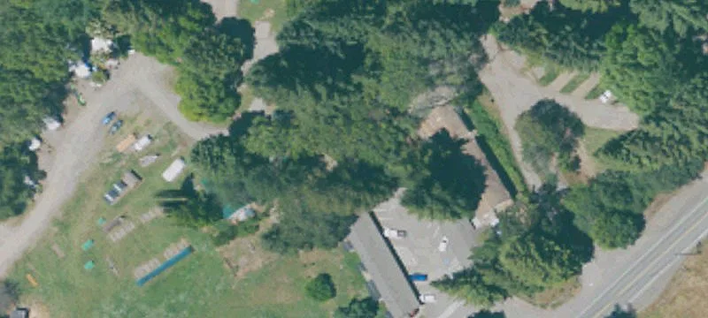 4112 Redwood Dr