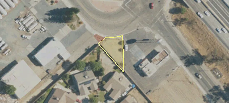 104 Fowler Ave