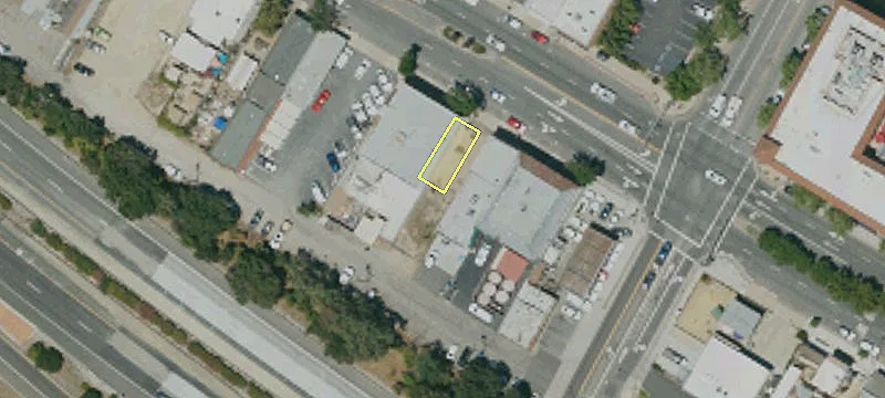 5880 El Camino Real