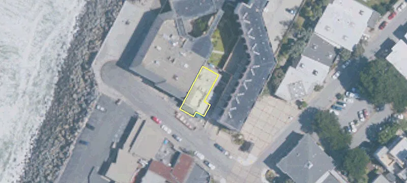 145 Rockaway Bch Ave