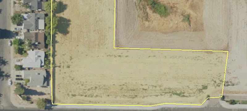 Parlier, CA 93648