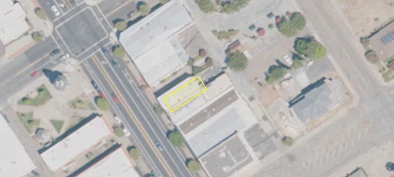 734 Main St