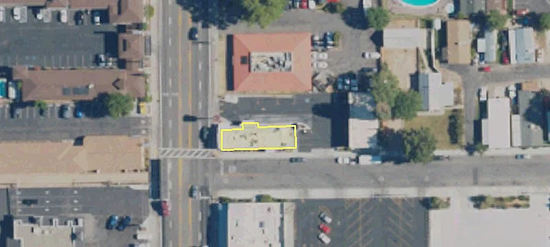 1006 Main St