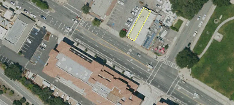 6400 El Camino Real