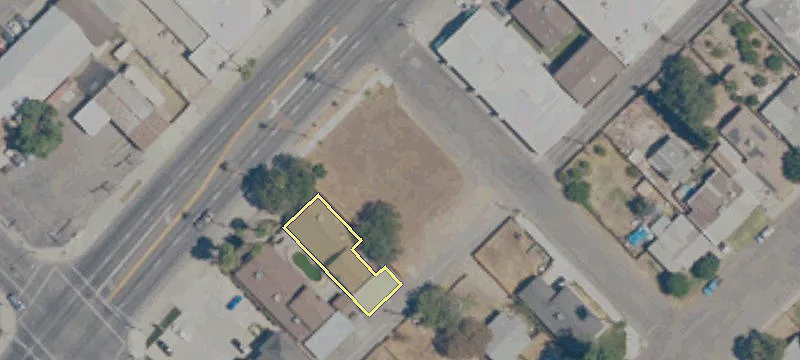 1413 Robertson Blvd