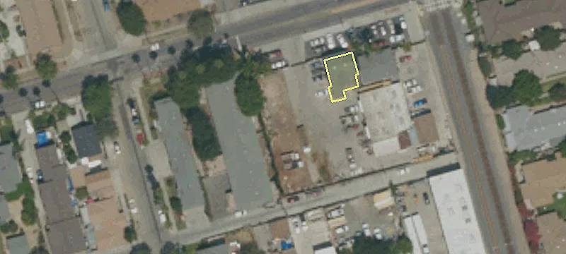 700 Sycamore Ave