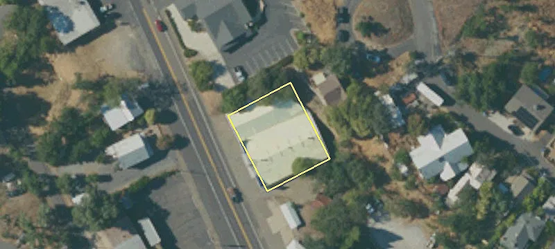 1105 Main St