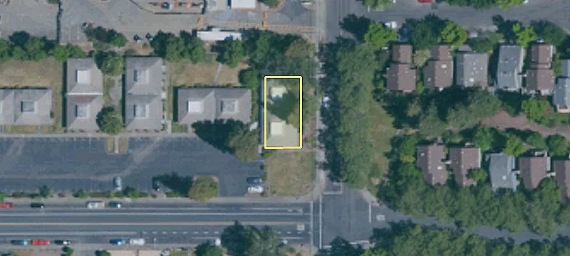 465 March Ave