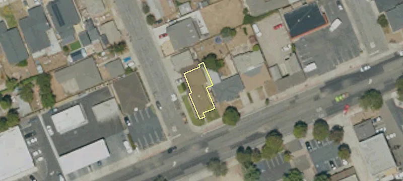 108 Bell St