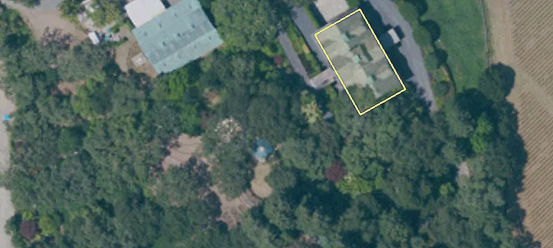 1 Acacia Dr