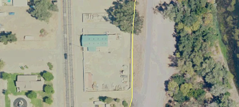135 Commercial St