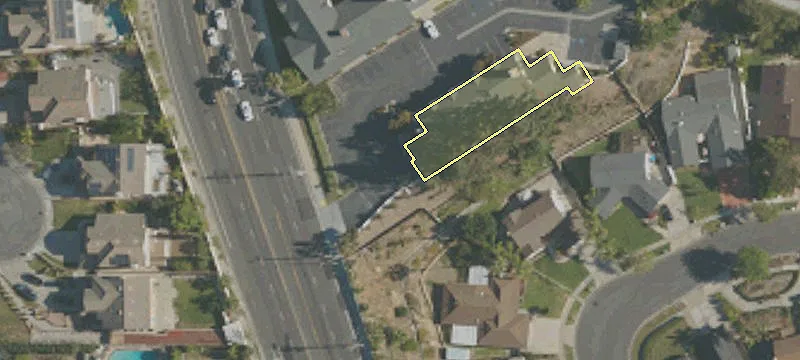 Fullerton, CA 92833