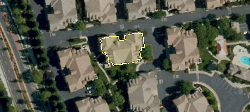 2 Riva Cmn Area