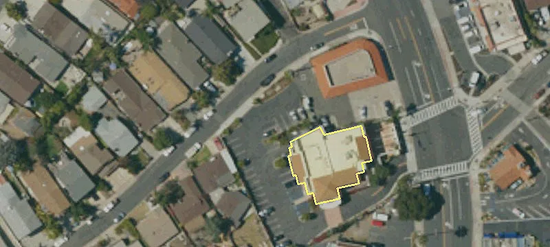 2310 El Camino Real