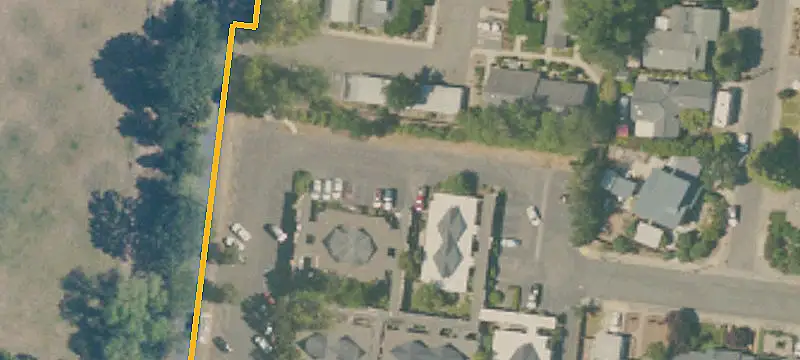 Perkins St