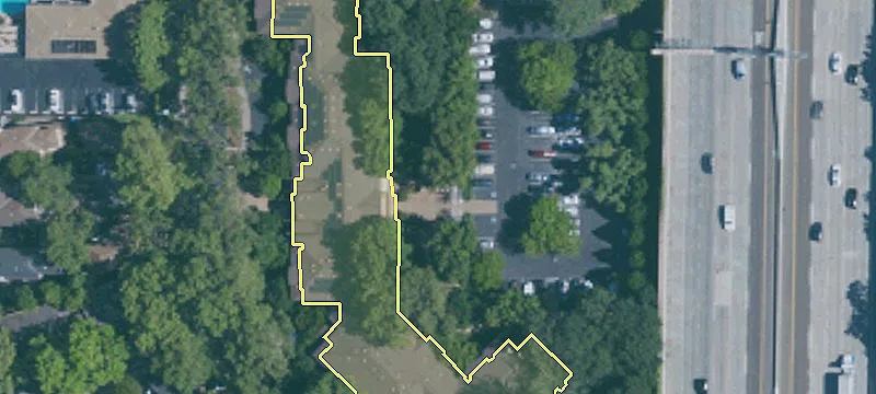 35 Laurel Dr