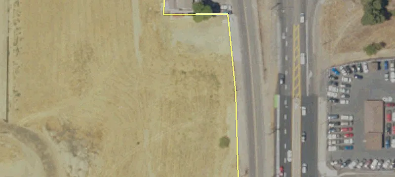 Frontage Rd