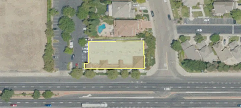 1745 Kettleman Ln