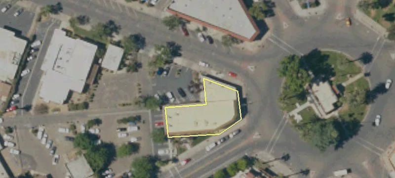 Salado Ave