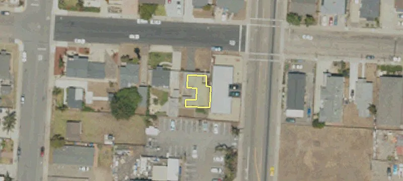 370 Ramona Ave