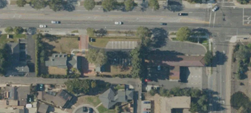 1016 Main St