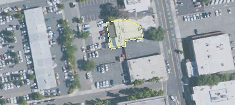 2031 Broadway