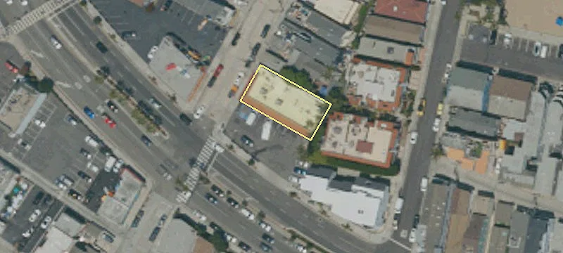 1920 Balboa Blvd