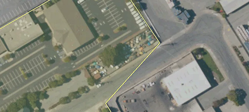 Spicer St