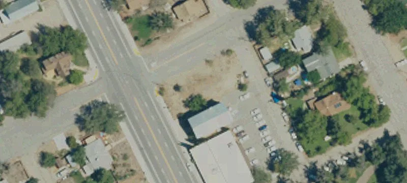 Edwards St