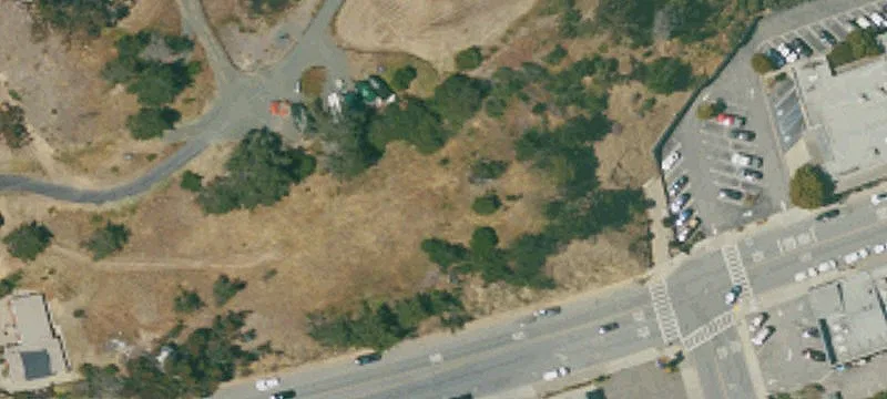2197 Main St
