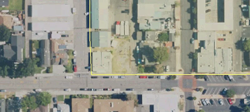 Academy Ave