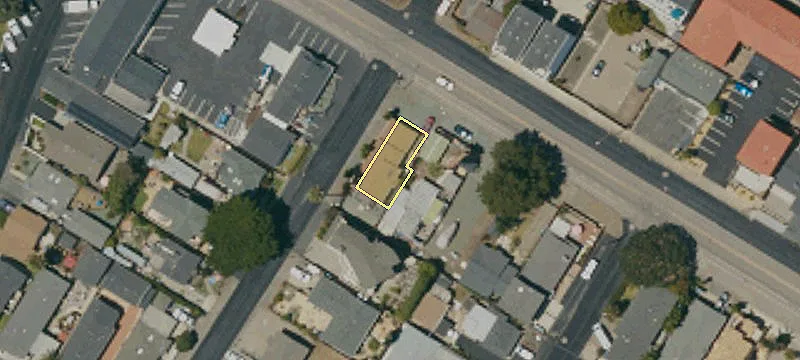 70 4th St